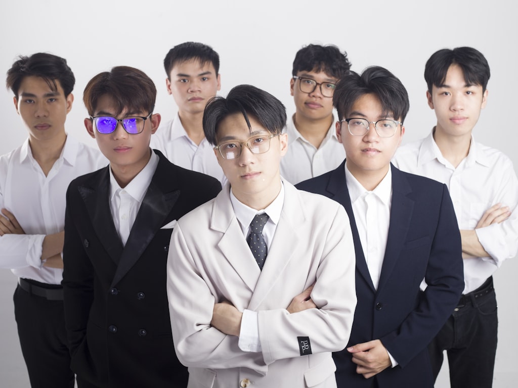 Profil Member SEVENTEEN: Biodata Singkat S.Coups, Jeonghan, Joshua, dan Jun