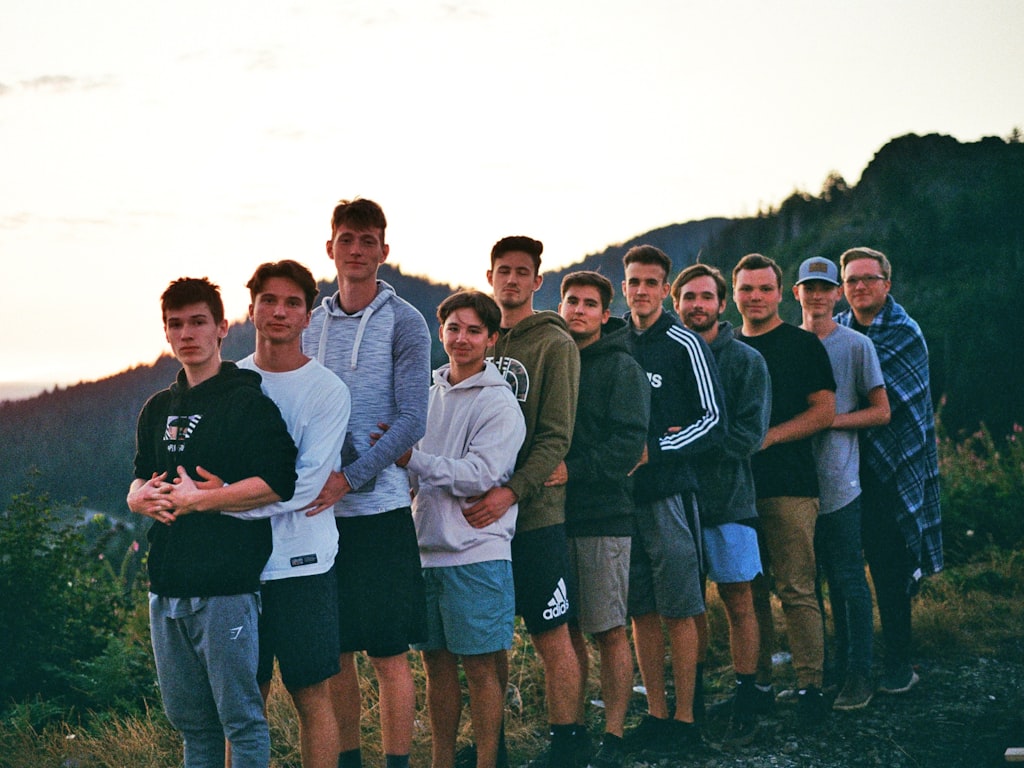 Profil Member SEVENTEEN: Hoshi, Wonwoo, Woozi, DK, dan Mingyu