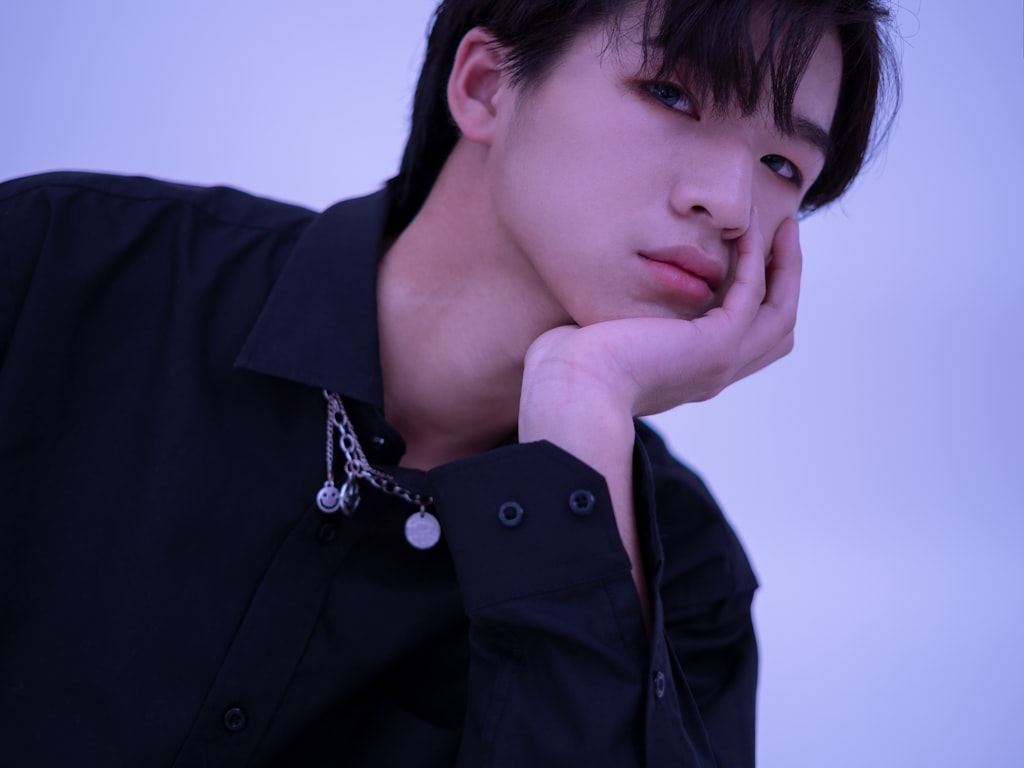 Referensi dan Tips Mencari Profil Member Stray Kids yang Akurat